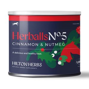 Hilton Herbs Herballs No. 5 Cinnamon & Nutmeg (Equine)